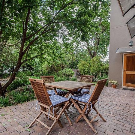 Wild Olive Executive Suite Γιοχάνεσμπουργκ Εξωτερικό φωτογραφία